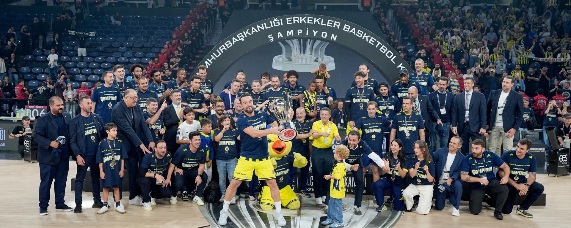 Fenerbahçe Tarfin, Cumhurbaşkanlığı Kupası'nı kazandı - Sputnik Türkiye, 1920, 22.09.2026