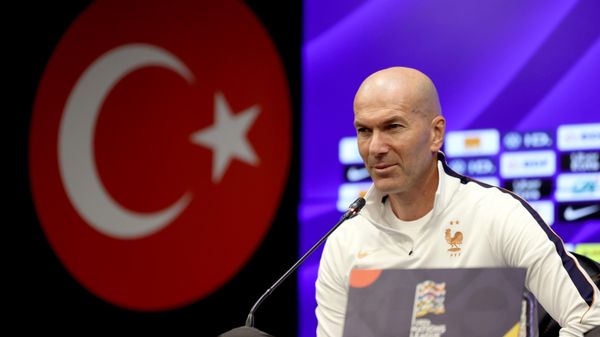  Fransa Milli Takımı Teknik Direktörü Zinedine Zidane - Sputnik Türkiye