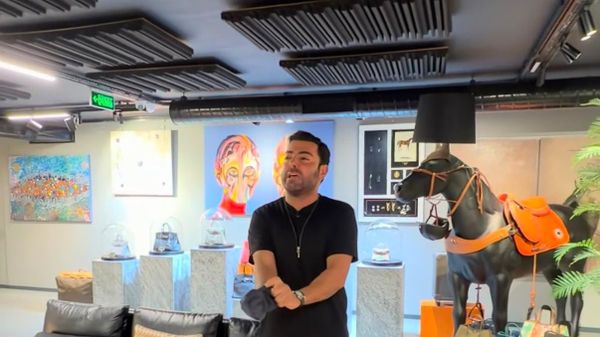 “Ünlülerin kuyumcusu” Ersan Gülmez ile çalışanları karakolluk oldu - Sputnik Türkiye