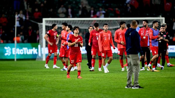 Türkiye-İtalya maçını İngiliz hakem Michael Oliver yönetecek - Sputnik Türkiye