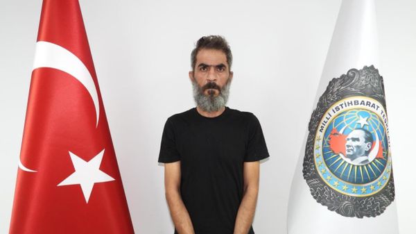 Ömer el-Hatip’i, Avrupa’ya kaçmak üzereyken yakalandı. - Sputnik Türkiye