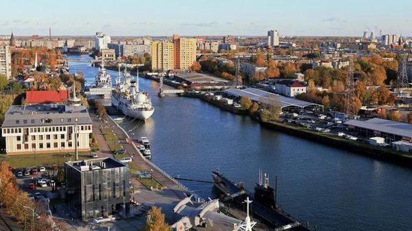 Kaliningrad'daki Pregolya Nehri - Sputnik Türkiye
