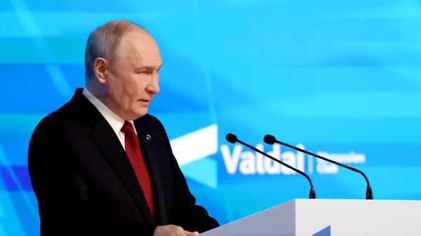 Rusya lideri Putin, Valday Uluslararası Tartışma Kulübü'nün 23. yıllık toplantısının ana oturumunda konuştu - Sputnik Türkiye