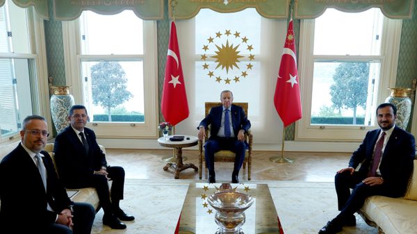 Cumhurbaşkanı Erdoğan, Çekmeköy Belediye Başkanı Orhan Çerkez'i kabul etti - Sputnik Türkiye