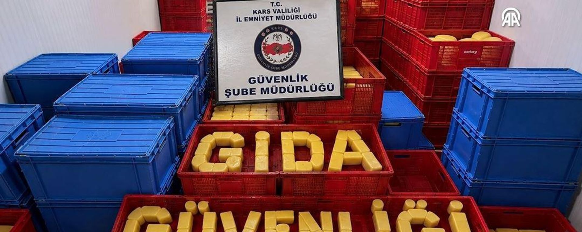 81 ilde gıda güvenliği operasyonu: 61 milyon TL’lik sahte ve tağşiş ürün ele geçirildi - Sputnik Türkiye, 1920, 02.10.2026