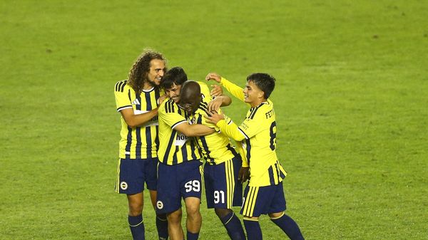 Fenerbahçe'de gol sevinci - Sputnik Türkiye