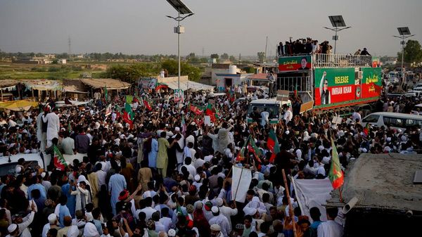 Pakistan'da İmran Han protestoları - Sputnik Türkiye