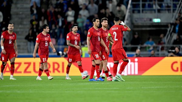 A Milli Futbol Takımı, İtalya’ya deplasmanda 3-1 mağlup oldu
 - Sputnik Türkiye