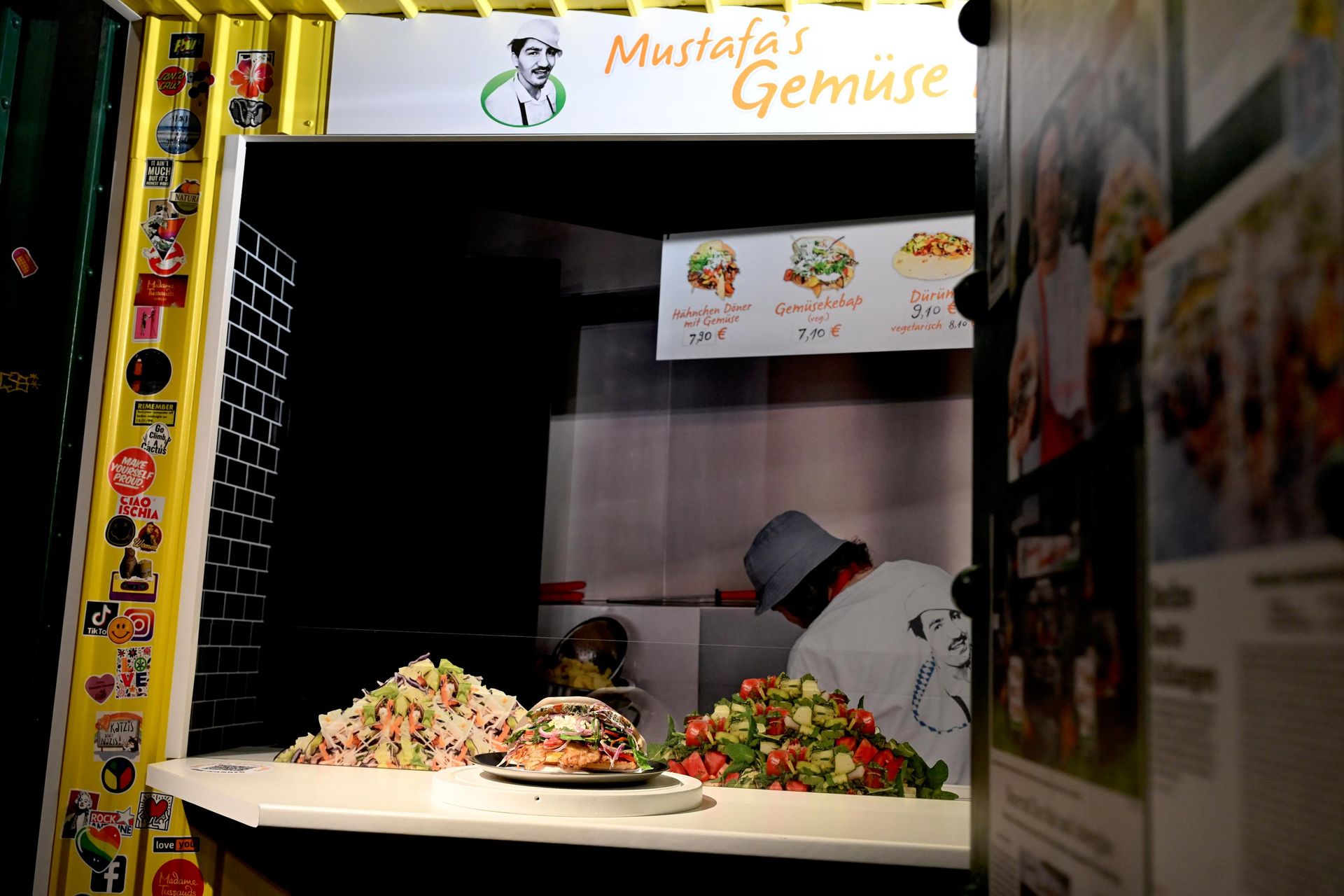 balmumu döner - Sputnik Türkiye, 1920, 08.10.2026