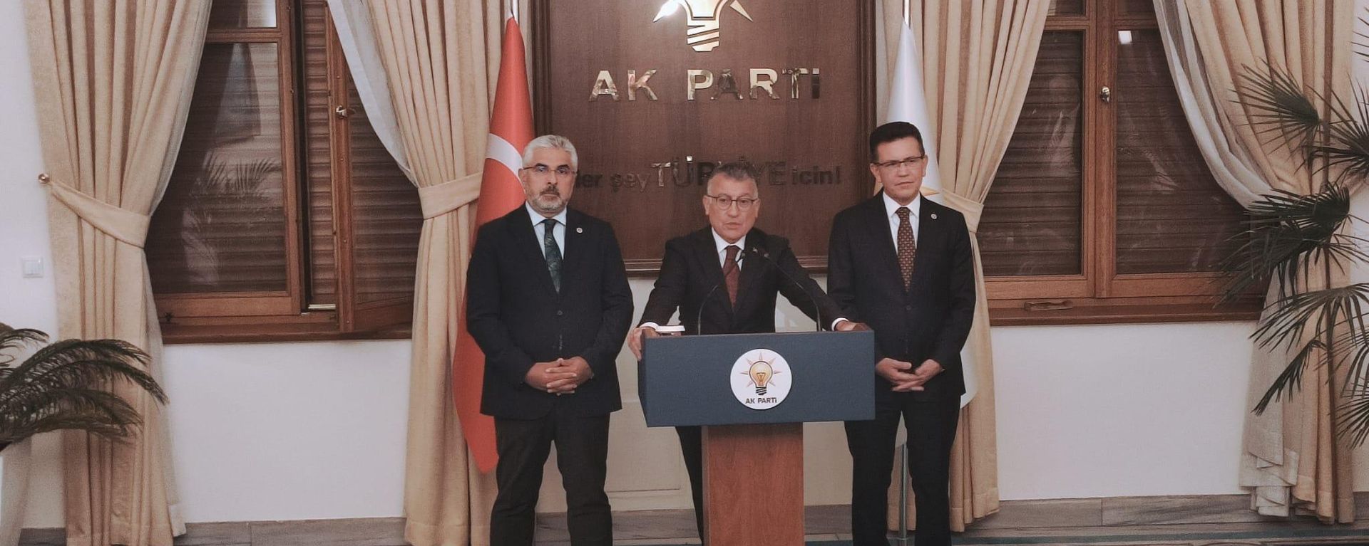 AK Parti Grup Başkanı Abdullah Güler - Sputnik Türkiye, 1920, 09.10.2026