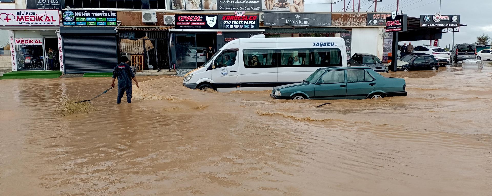 Mersin sağanak - Sputnik Türkiye, 1920, 12.10.2026
