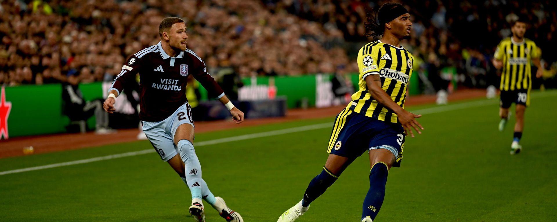 Fenerbahçe, Aston Villa'ya 6-0 yenildi. - Sputnik Türkiye, 1920, 15.10.2026