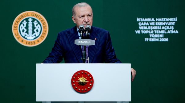 Erdoğan'dan atama müjdesi: 2026 yılı bitmeden 38 bin hekim dışı personel alacağız