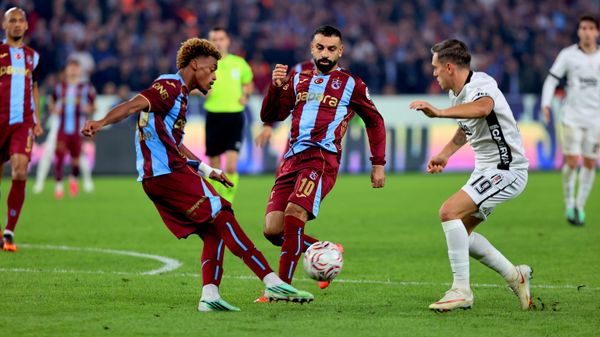 Trabzonspor, konuk ettiği Beşiktaş’ı 2-0 mağlup etti - Sputnik Türkiye