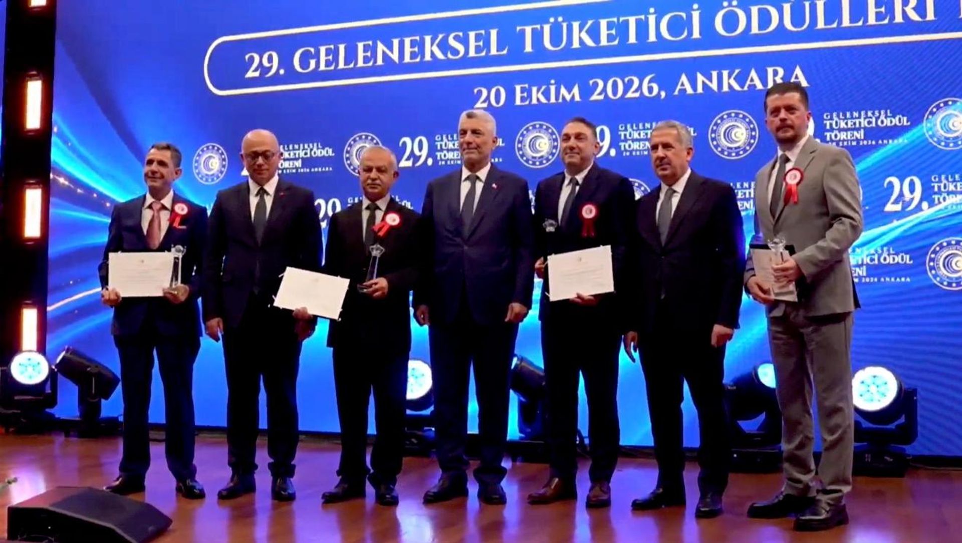 Ödül töreni - Sputnik Türkiye, 1920, 20.10.2026