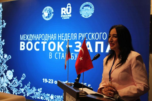 Uluslararası Doğu-Batı Rus Dili Haftası İstanbul’da başladı - Sputnik Türkiye
