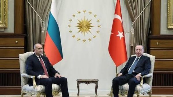 Cumhurbaşkanı Erdoğan ve Bulgaristan Başbakanı Radev  - Sputnik Türkiye