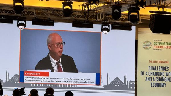 verona avrasya ekonomik forumu dmitriyev - Sputnik Türkiye