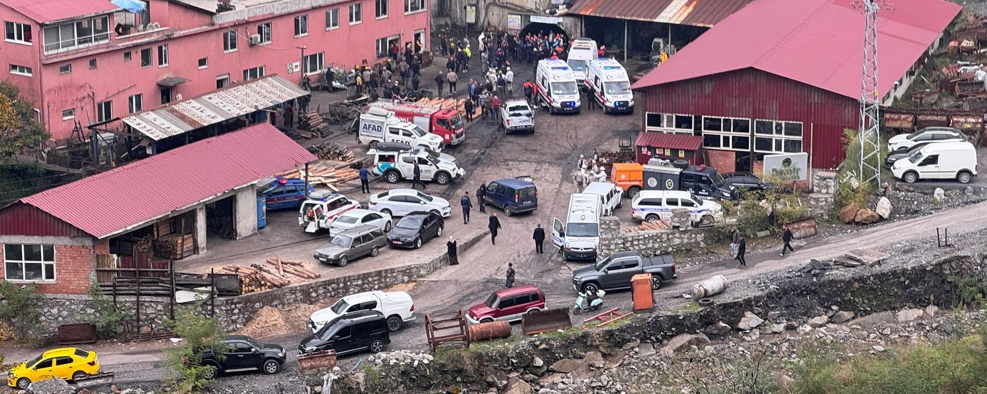 Zonguldak'ta maden ocağında grizu patlamasında 2 kişi öldü, 5 kişi yaralandı
 - Sputnik Türkiye, 1920, 23.10.2026