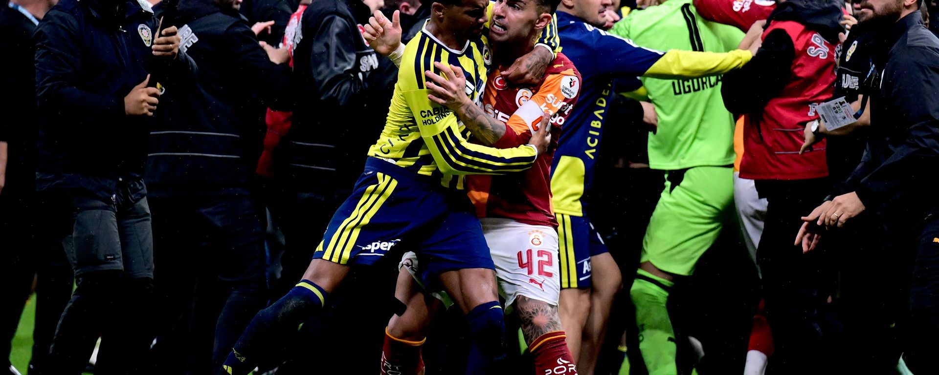 Galatasaray-Fenerbahçe derbisi - Sputnik Türkiye, 1920, 27.10.2026