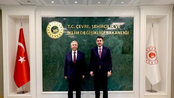 Bakan Kurum, Ankara Büyükşehir Belediye Başkanı Mansur Yavaş’ı kabul etti - Sputnik Türkiye