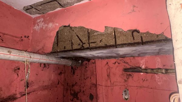 Kadıköy Belediyesince, 3 mahallede yıkılma riski nedeniyle 6 yapının tahliye süreci başlatıldı. - Sputnik Türkiye