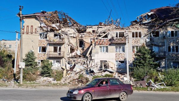The Kolos hotel in the town of Aleshki, damaged by shelling from the Armed Forces of Ukraine. - Sputnik Türkiye