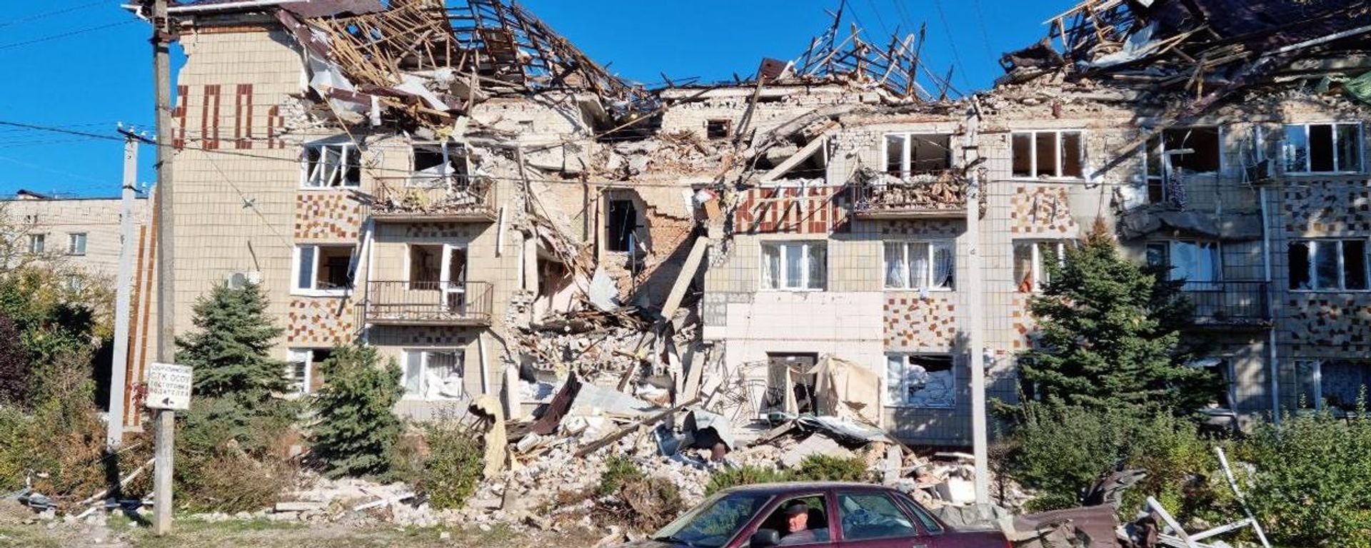 The Kolos hotel in the town of Aleshki, damaged by shelling from the Armed Forces of Ukraine. - Sputnik Türkiye, 1920, 29.10.2026