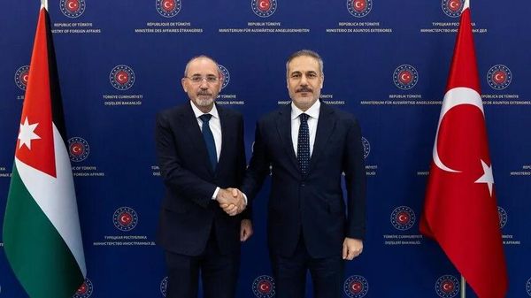 Dışişleri Bakanı Hakan Fidan ve Ürdün Dışişleri Bakanı Ayman Safadi - Sputnik Türkiye