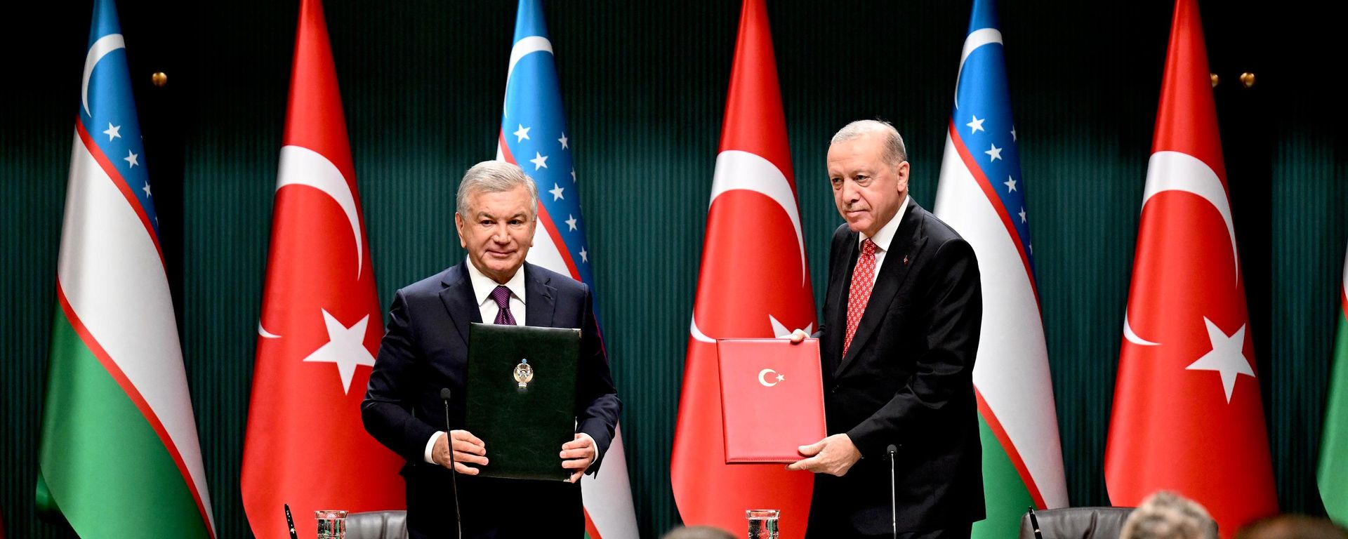 Cumhurbaşkanı Recep Tayyip Erdoğan, Özbekistan Cumhurbaşkanı Şevket Mirziyoyev - Sputnik Türkiye, 1920, 29.10.2026