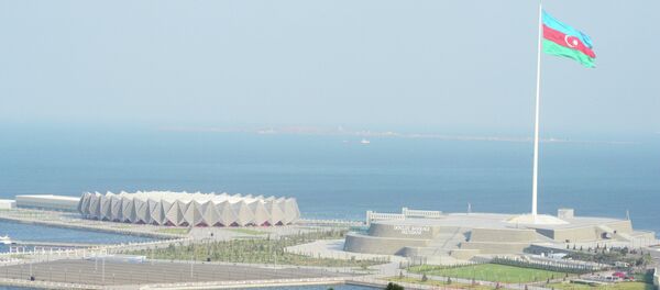 Bakü panoraması. Bayrak - Sputnik Türkiye
