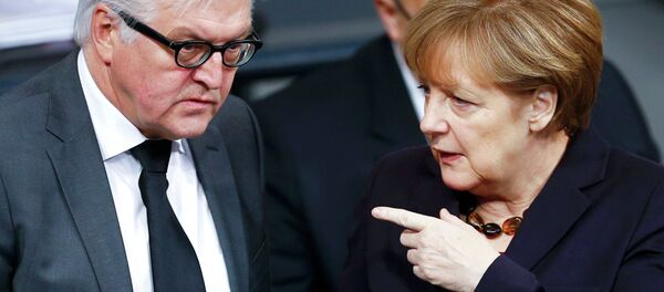 Almanya Başbakanı Angela Merkel ve Dışişleri Bakanı Frank-Walter Steinmeier - Sputnik Türkiye