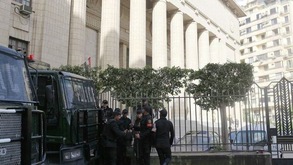 Mısır'daki El-Cezire çalışanlarının yargılandığı mahkeme - Sputnik Türkiye
