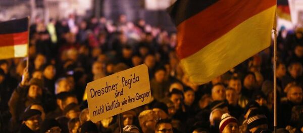 Avrupa'da ırkçı saldırı - Sputnik Türkiye