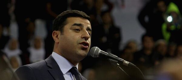 HDP Eş Genel Başkan Selahattin Demirtaş - Sputnik Türkiye