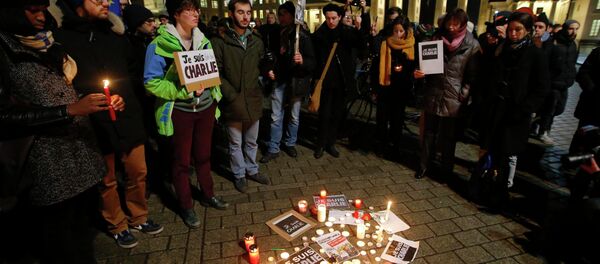 Charlie Hebdo'ya saldırı, Berlin'de de protesto edildi - Sputnik Türkiye