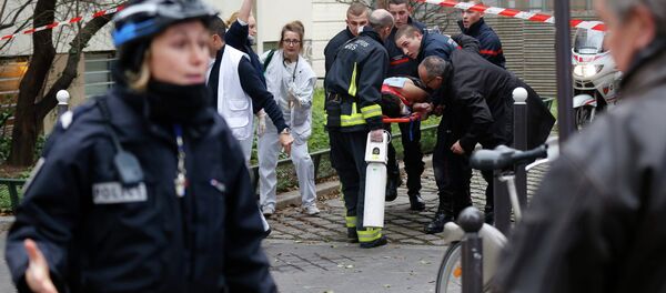 Fransız mizah dergisi  Charlie Hebdo'ya saldırı - Sputnik Türkiye