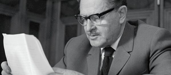 Nazım Hikmet - Sputnik Türkiye