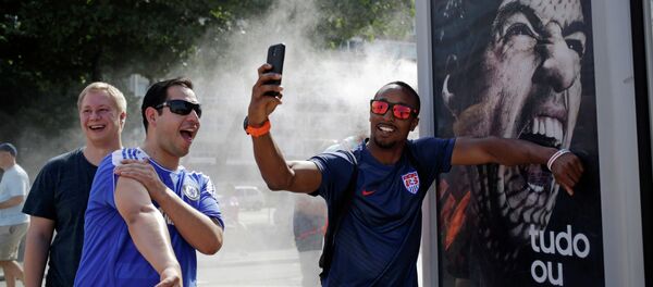 Fazla selfie çeken erkeklerde psikopatça eğilimler olabilir - Sputnik Türkiye