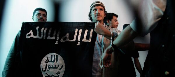 El Kaide Fransa'yı  tehdit etti - Sputnik Türkiye