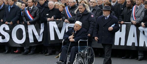 Charlie Hebdo'nun kapağı - Sputnik Türkiye