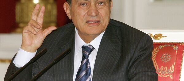 Hosni Mubarak following Kremlin talks. - Sputnik Türkiye