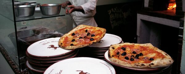 Pizza. Lokanta - Sputnik Türkiye