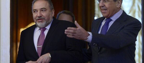 İsrail Dışişleri Bakanı Avigdor Liberman ve Rusya Dışişleri Bakanı Sergey Lavrov - Sputnik Türkiye