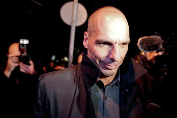 Yunanistan Maliye Bakanı Yanis Varoufakis  - Sputnik Türkiye