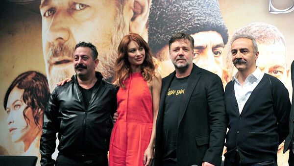 Russell Crowe'un yönettiği 'Son Umut' filmi - Sputnik Türkiye