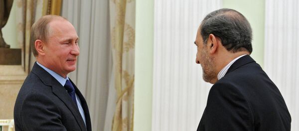 Vladimir Putin ve Ali Ekber Velayeti - Sputnik Türkiye