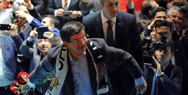 Başbakan Ahmet Davutoğlu Başbakan Ahmet Davutoğlu - Sputnik Türkiye