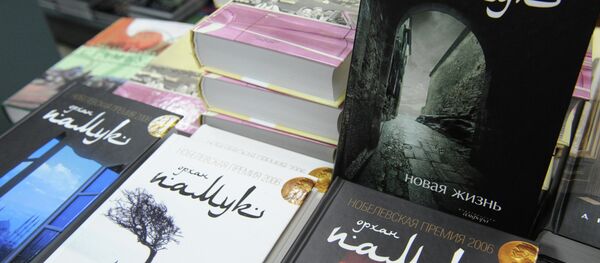 Orhan Pamuk KItapları - Sputnik Türkiye