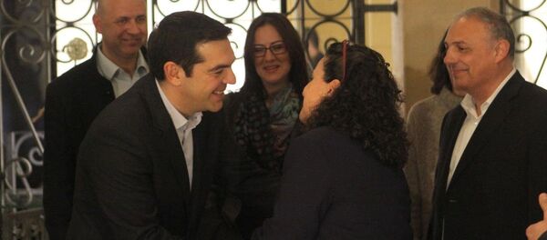 Yunanistan Başbakanı Çipras, Kıbrıslı politikacılarla buluştu - Sputnik Türkiye